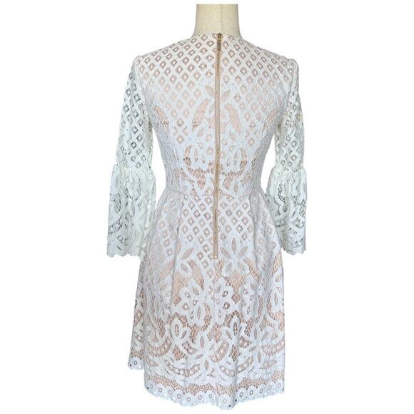 Eliza J White Lace Bell Sleeve Fit & Flare Dress Nude Lining Size 0P - Picture 2 of 10